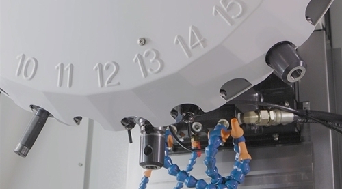 Newly launched T1CV2 model: BT30 30 tools for drilling and tapping tool magazine